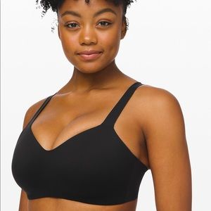 NWT Lululemon Hold True Bra 32C Black!